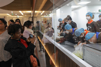 北京匯愛大廈迎國(guó)際記者團(tuán)，技術(shù)助殘展現(xiàn)城市溫度